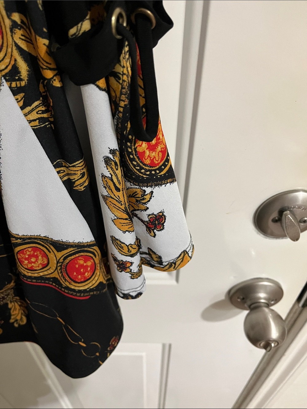 NY Collection Black, White & Gold Baroque Print Tunic - Picture 4 of 6